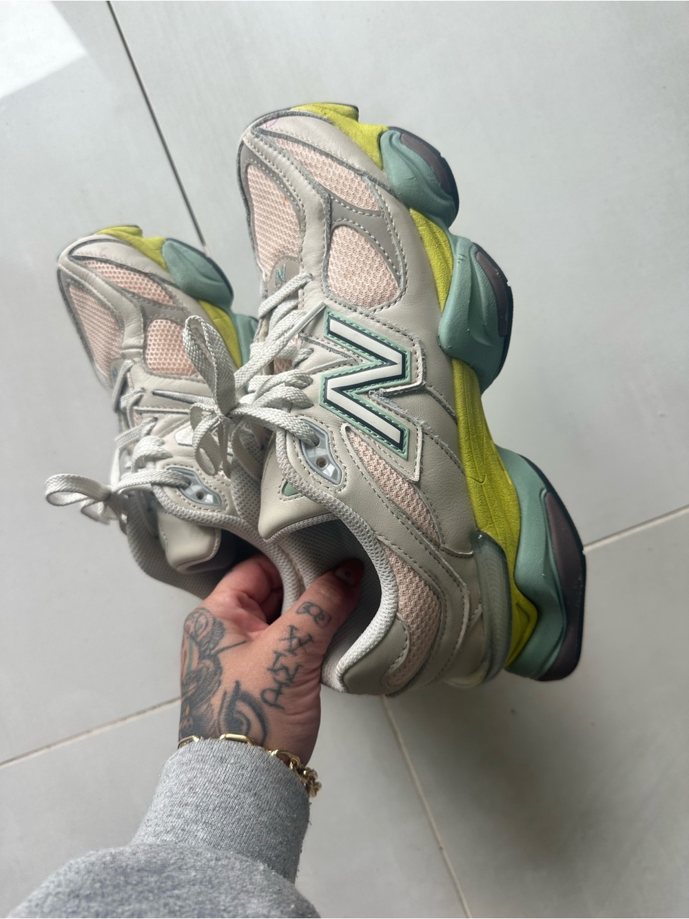 New Balance Women's Cream, Yellow & Mint Chunky Runner